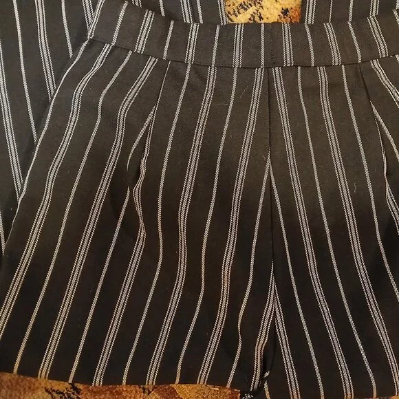 SOCIAL TOURIST Ultra High-Rise Black/Cream Trousers XS - Picture 10 of 12